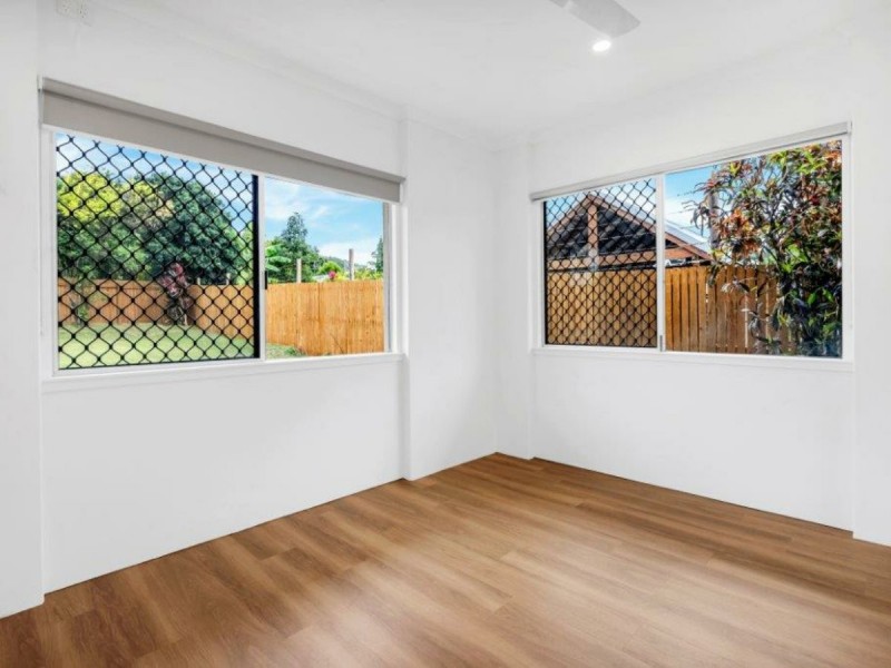 161-163 McManus Street, Whitfield QLD 4870