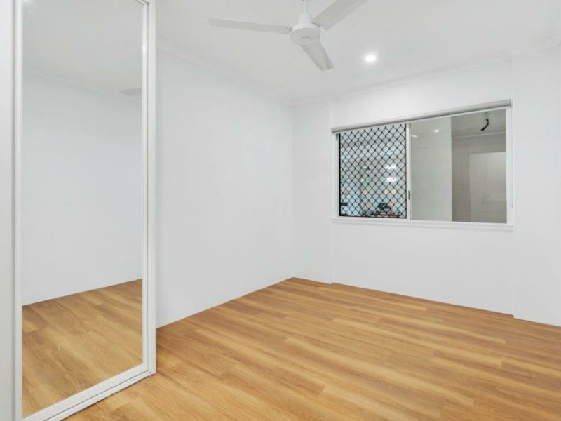 161-163 McManus Street, Whitfield QLD 4870