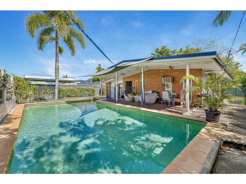 29 Junction Street, Edge Hill QLD 4870