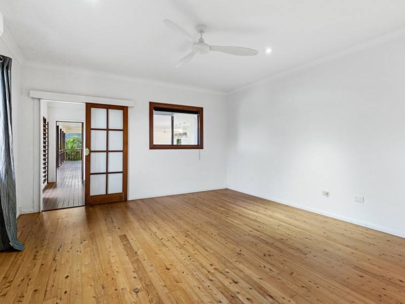 4 Mulurri Close, Caravonica QLD 4878