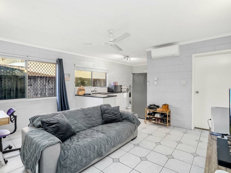 1/31 Digger Street, Cairns North QLD 4870