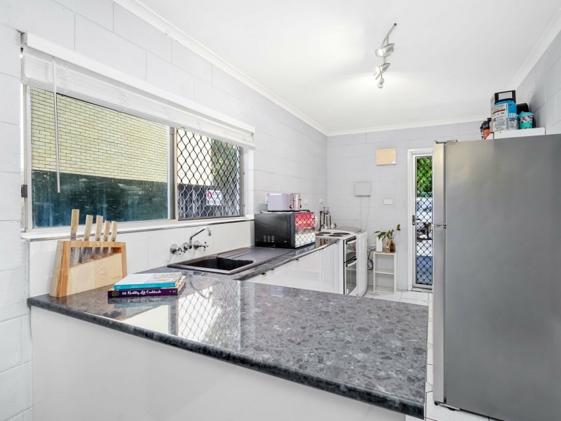 1/31 Digger Street, Cairns North QLD 4870