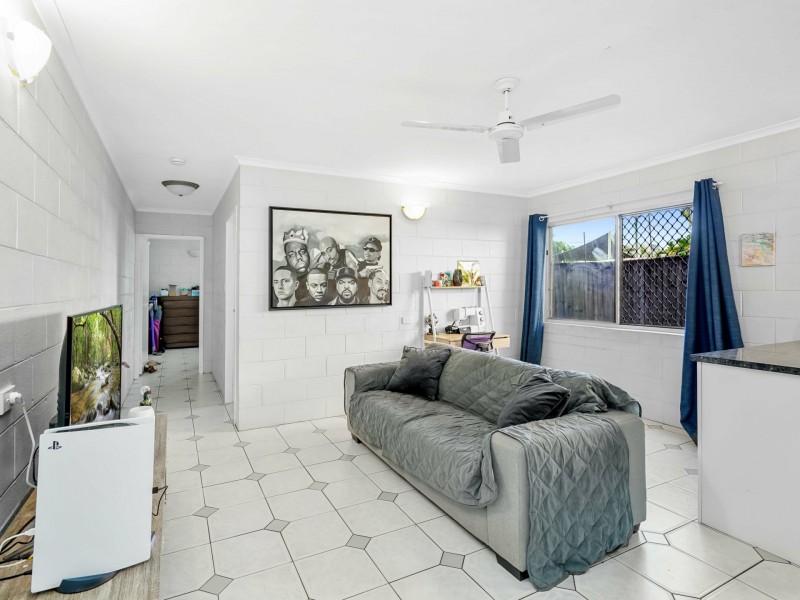 1/31 Digger Street, Cairns North QLD 4870