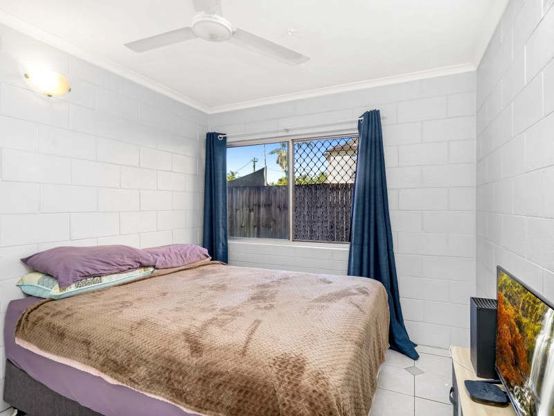 1/31 Digger Street, Cairns North QLD 4870