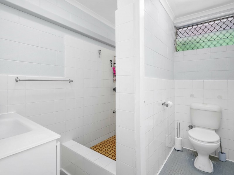 1/31 Digger Street, Cairns North QLD 4870