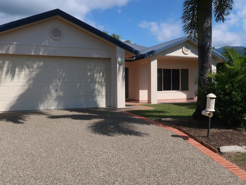11 Kipling Street, Brinsmead QLD 4870