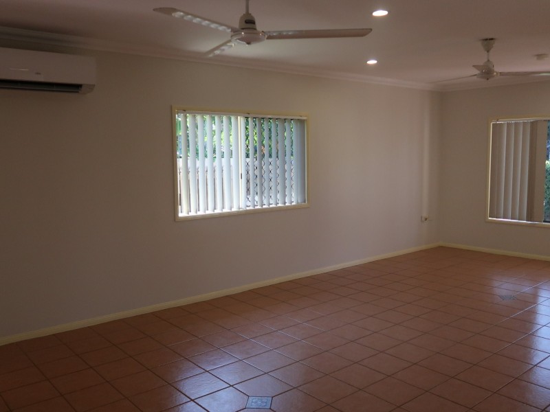 11 Kipling Street, Brinsmead QLD 4870