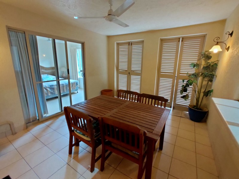 1309/2 Greenslopes Street, Cairns North QLD 4870