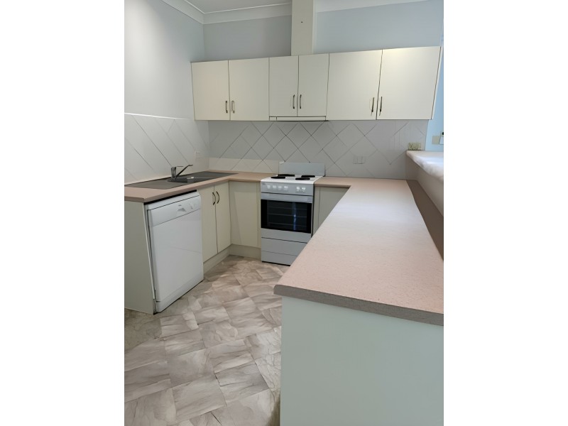 2/9 Glenlea Street, Edge Hill QLD 4870