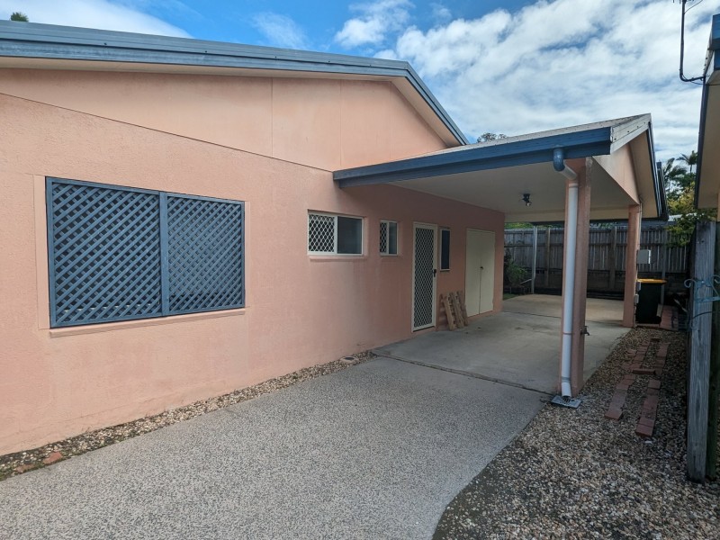 2/9 Glenlea Street, Edge Hill QLD 4870
