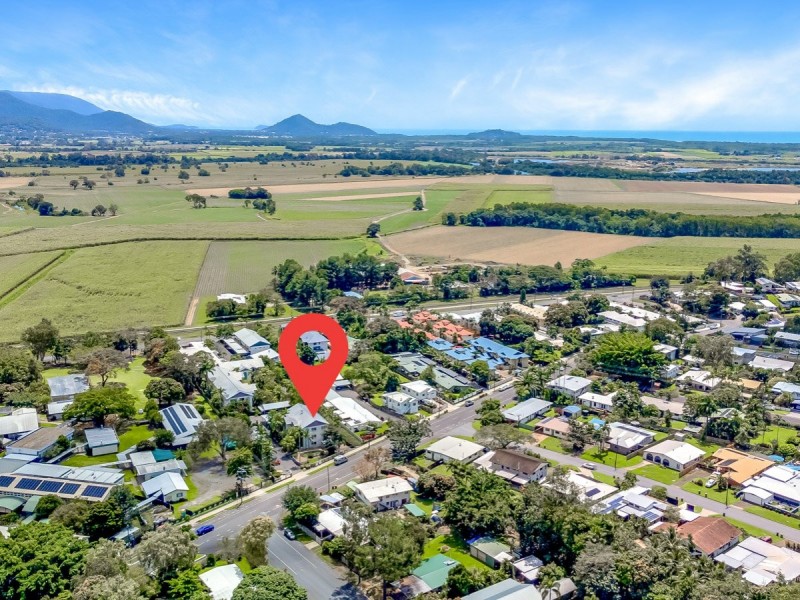 4/40-42 Old Smithfield Road, Freshwater QLD 4870