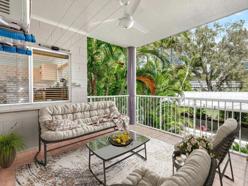 4/40-42 Old Smithfield Road, Freshwater QLD 4870
