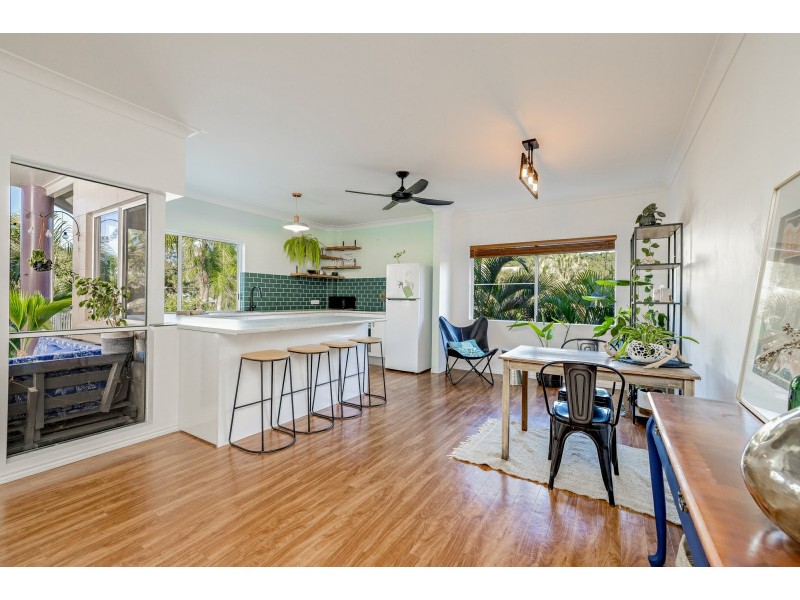 19/40-42 Old Smithfield Road, Freshwater QLD 4870