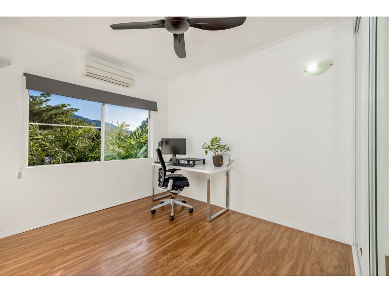 19/40-42 Old Smithfield Road, Freshwater QLD 4870