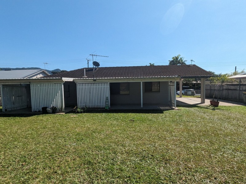 11 Rosa Close, Edmonton QLD 4869