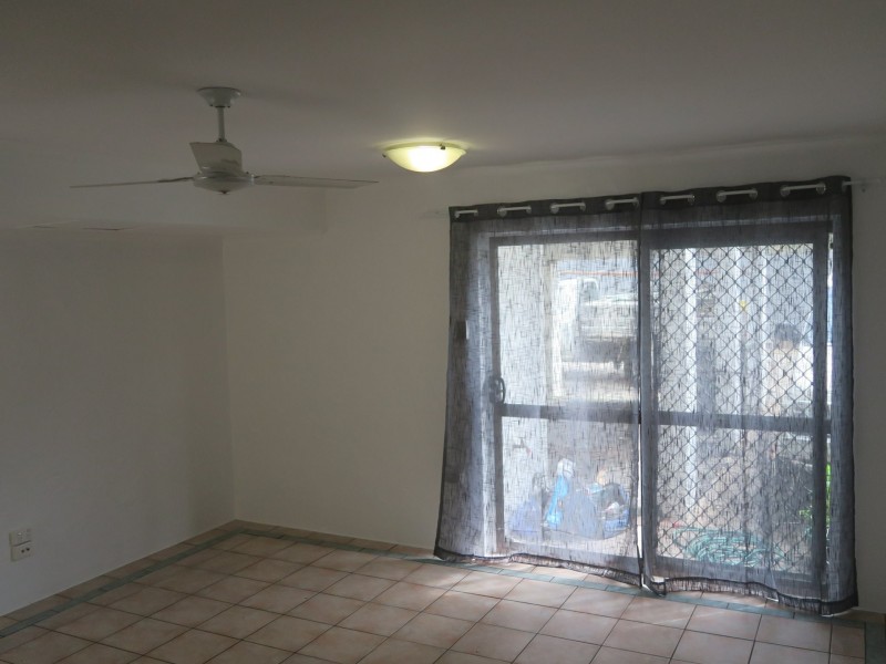 8/7 Rigg Street, Woree QLD 4868
