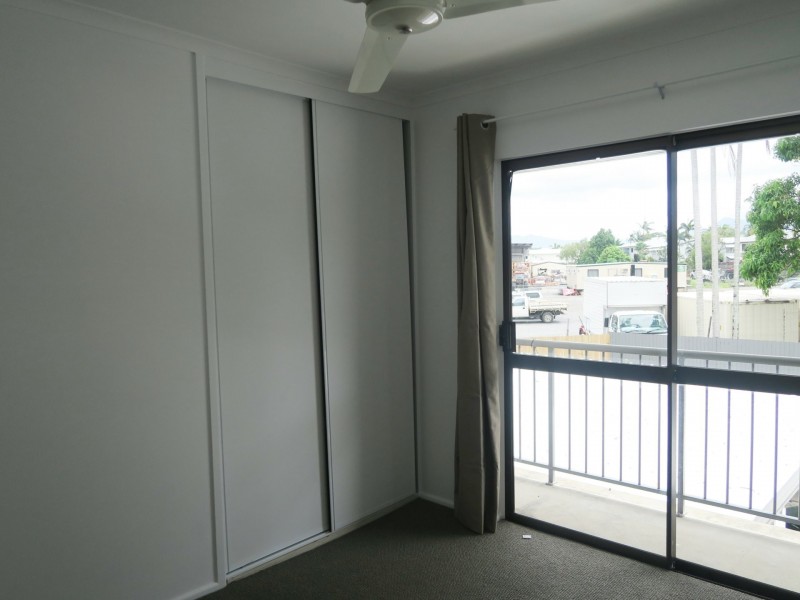 8/7 Rigg Street, Woree QLD 4868