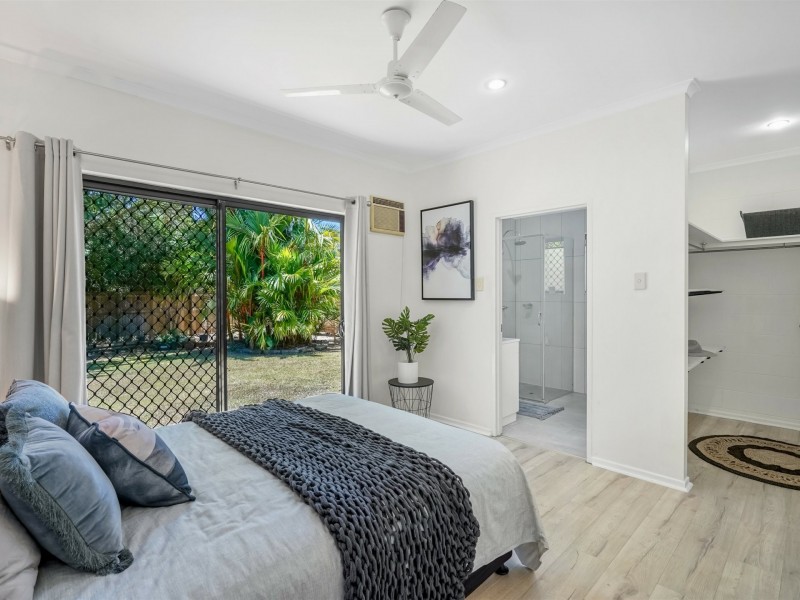 199 Jensen Street, Whitfield QLD 4870