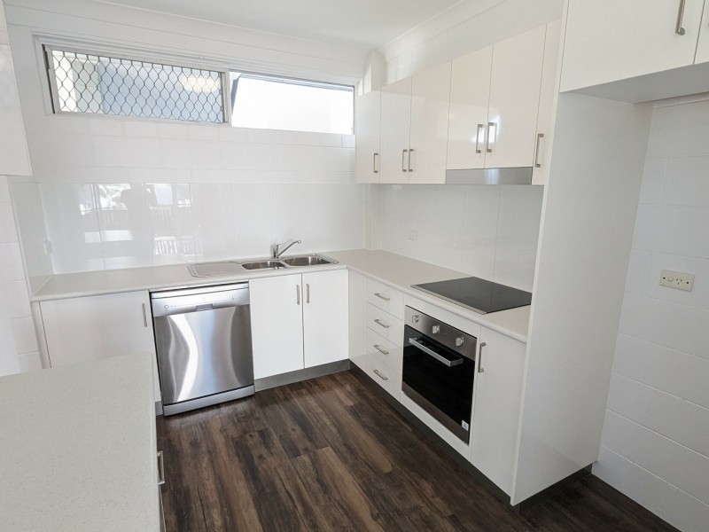 30/186 Lake Street, Cairns North QLD 4870