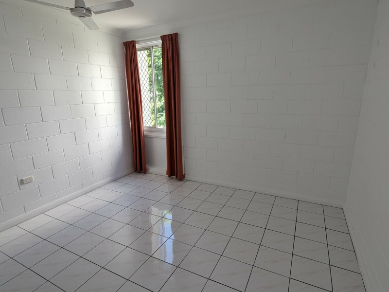 30/186 Lake Street, Cairns North QLD 4870