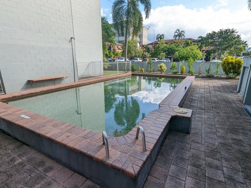 30/186 Lake Street, Cairns North QLD 4870