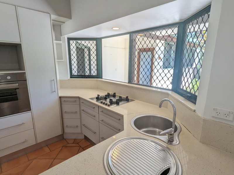 10 Windamere Close, Brinsmead QLD 4870