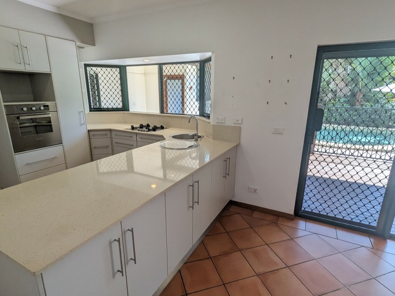 10 Windamere Close, Brinsmead QLD 4870