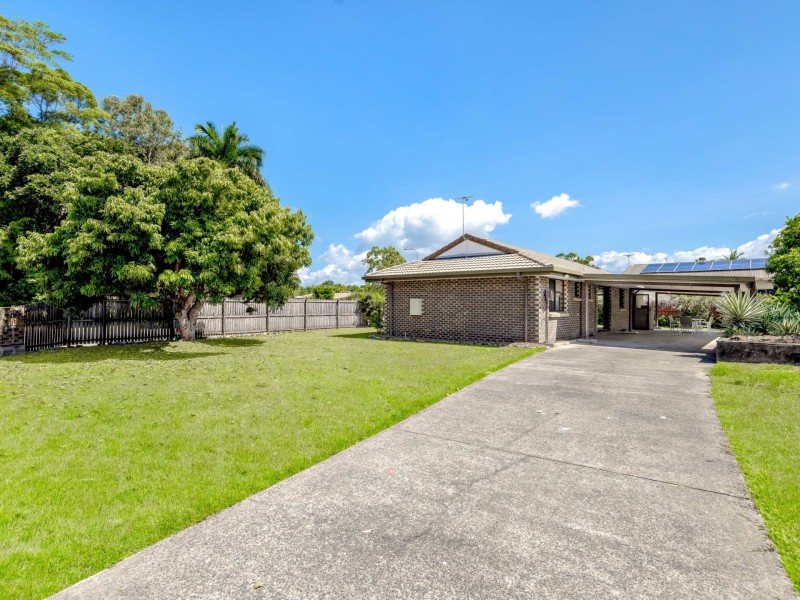 3 Grevillea Street, Mooroobool QLD 4870