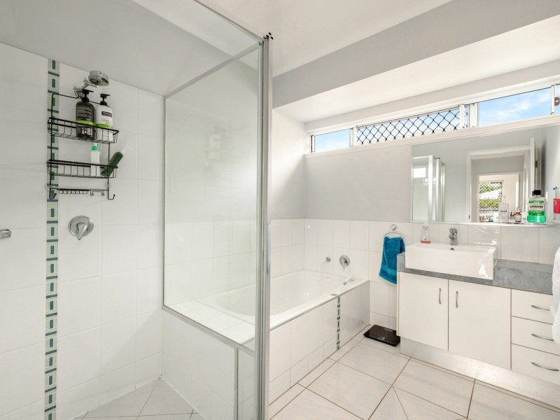 2 Miner Street, Edmonton QLD 4869