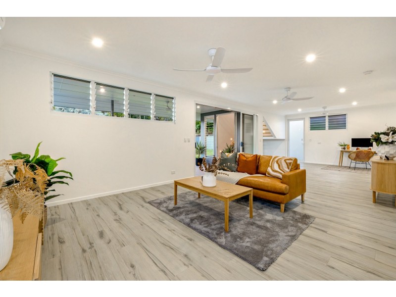 31 Savannah Street, Palm Cove QLD 4879