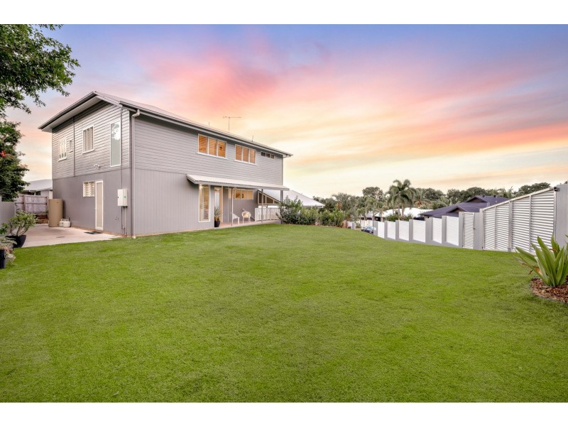 31 Savannah Street, Palm Cove QLD 4879