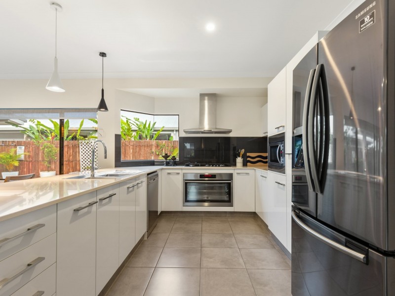 12 Thornborough Circuit, Smithfield QLD 4878