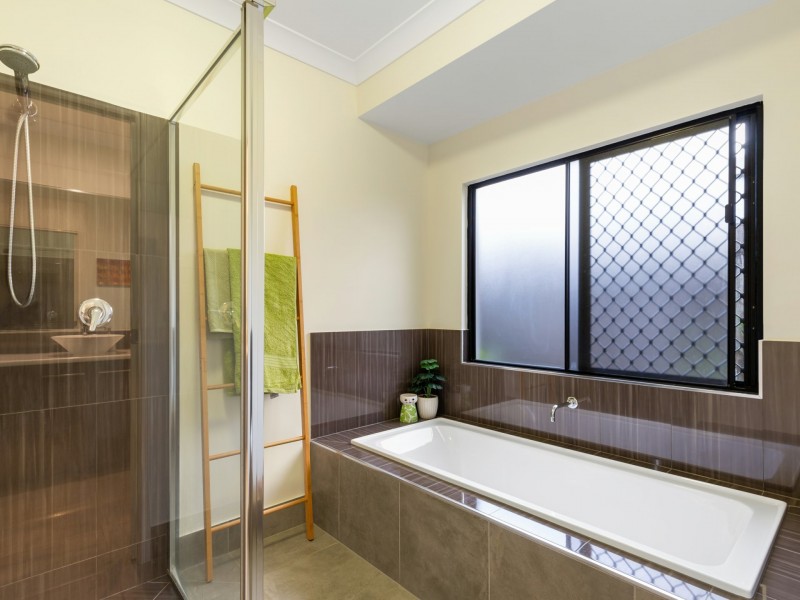 12 Thornborough Circuit, Smithfield QLD 4878