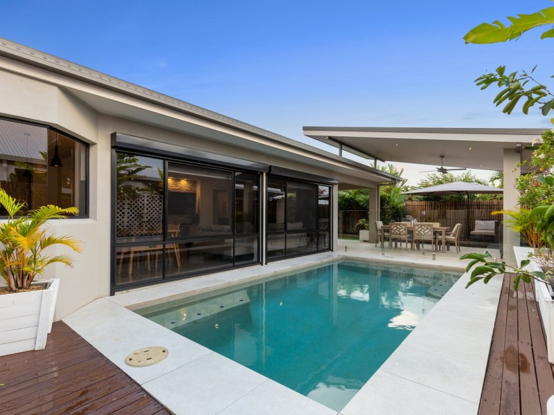12 Thornborough Circuit, Smithfield QLD 4878
