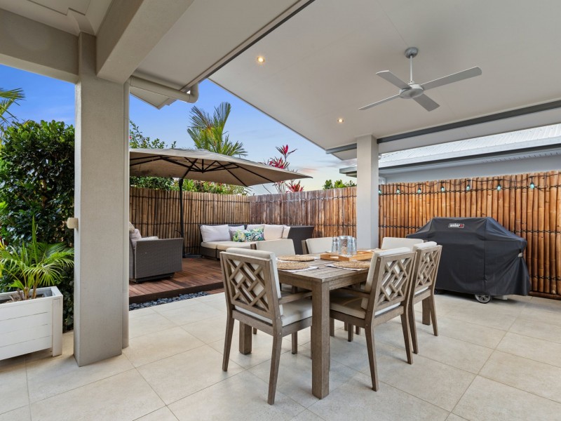 12 Thornborough Circuit, Smithfield QLD 4878