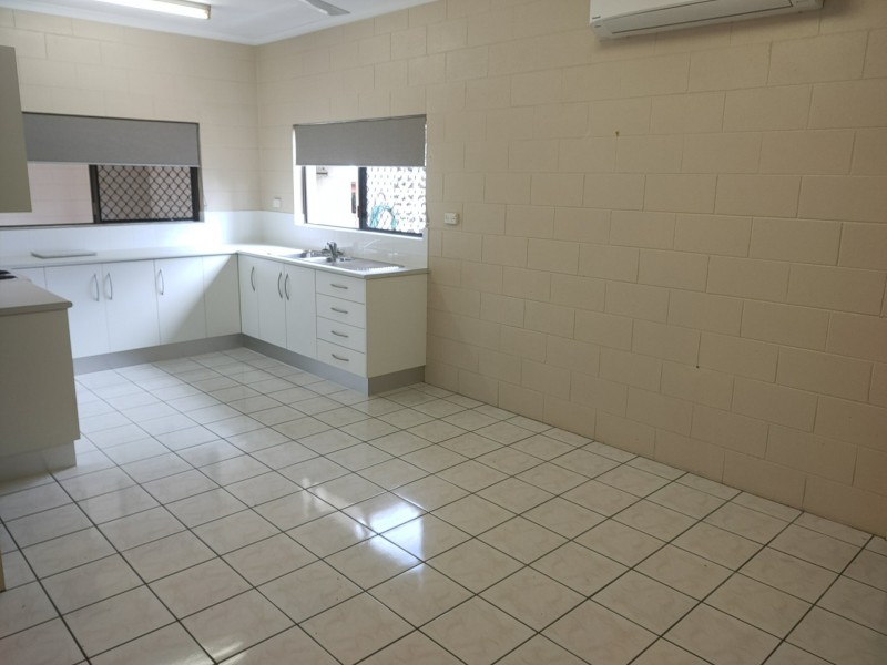 2/7 Clacherty Street, Stratford QLD 4870
