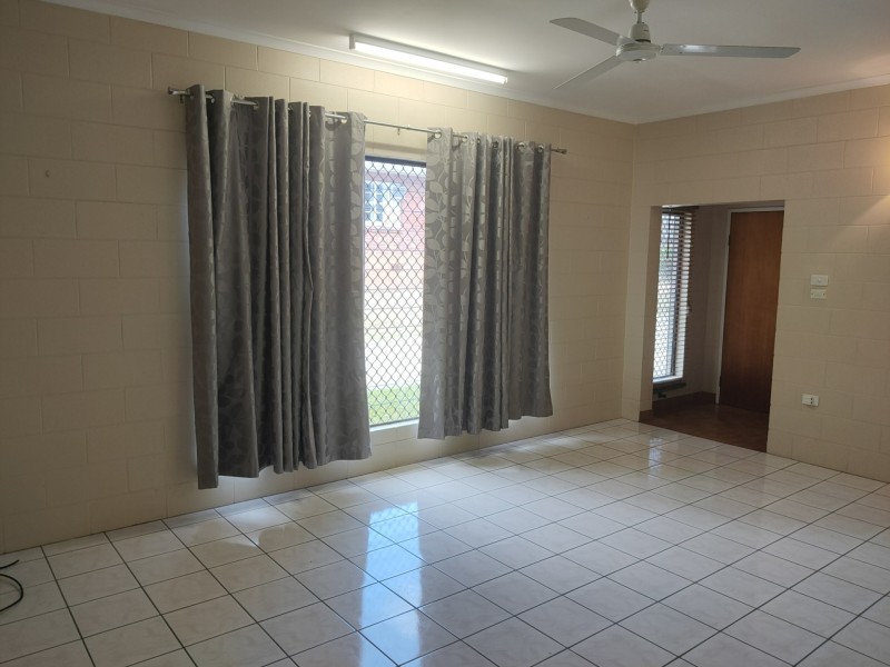 2/7 Clacherty Street, Stratford QLD 4870