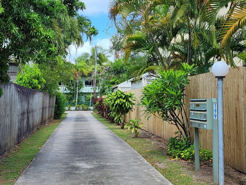 1/199 McLeod Street, Cairns North QLD 4870