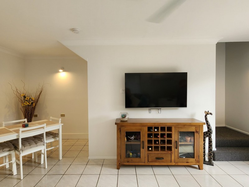 1/199 McLeod Street, Cairns North QLD 4870