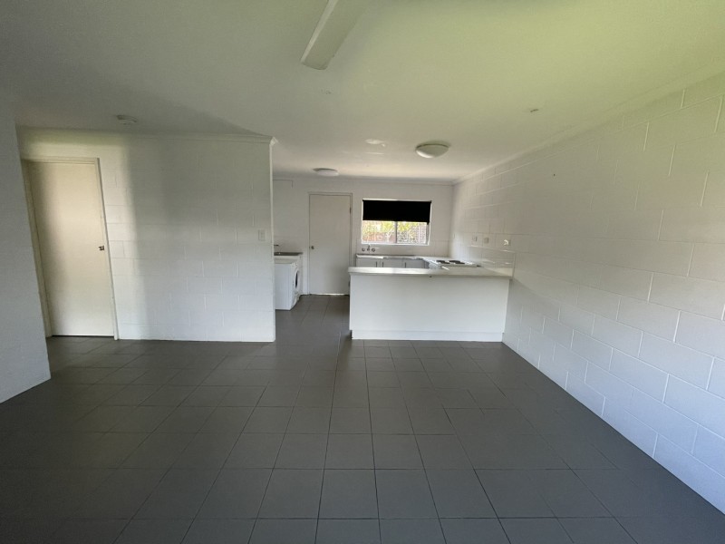 1/17 Pioneer Street, Manoora QLD 4870