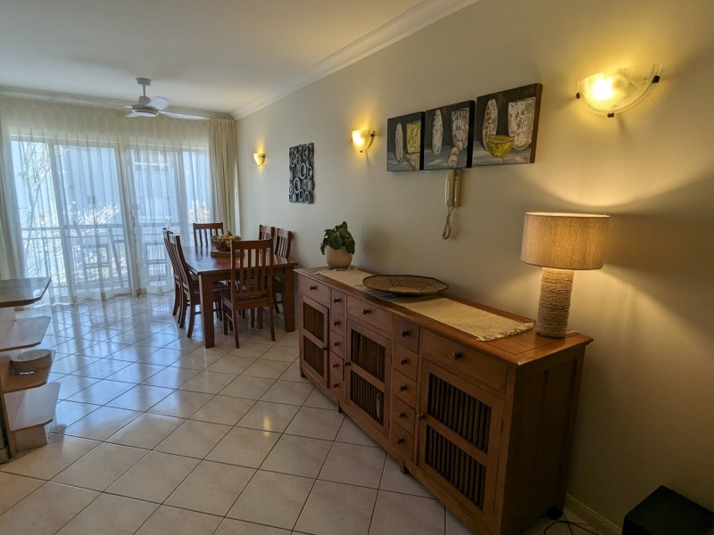 1227/2 Greenslopes Street, Cairns North QLD 4870