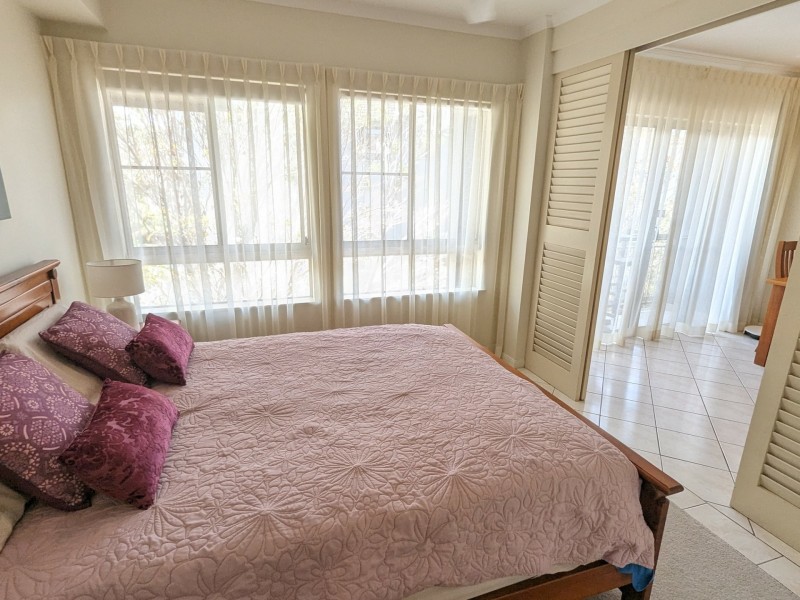 1227/2 Greenslopes Street, Cairns North QLD 4870