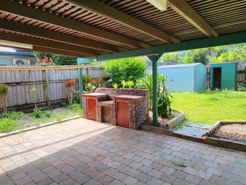 110 Russell Street, Edge Hill QLD 4870