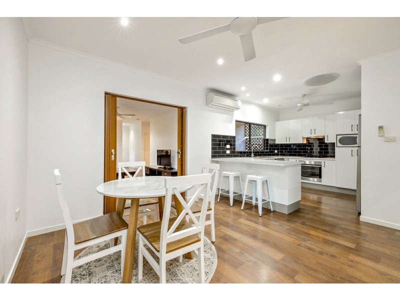 3 Iona Close, Edge Hill QLD 4870