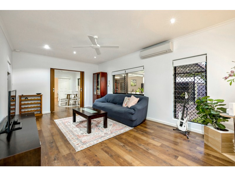 3 Iona Close, Edge Hill QLD 4870