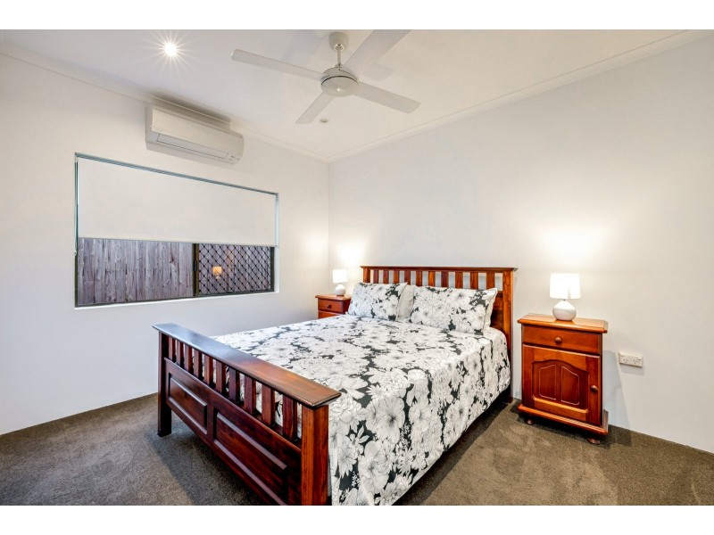 3 Iona Close, Edge Hill QLD 4870