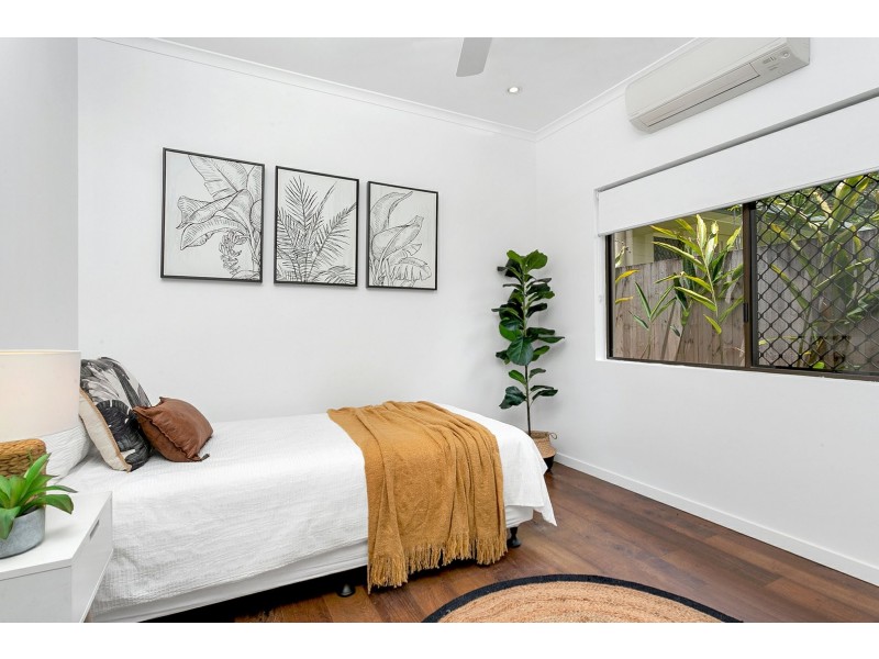 3 Iona Close, Edge Hill QLD 4870