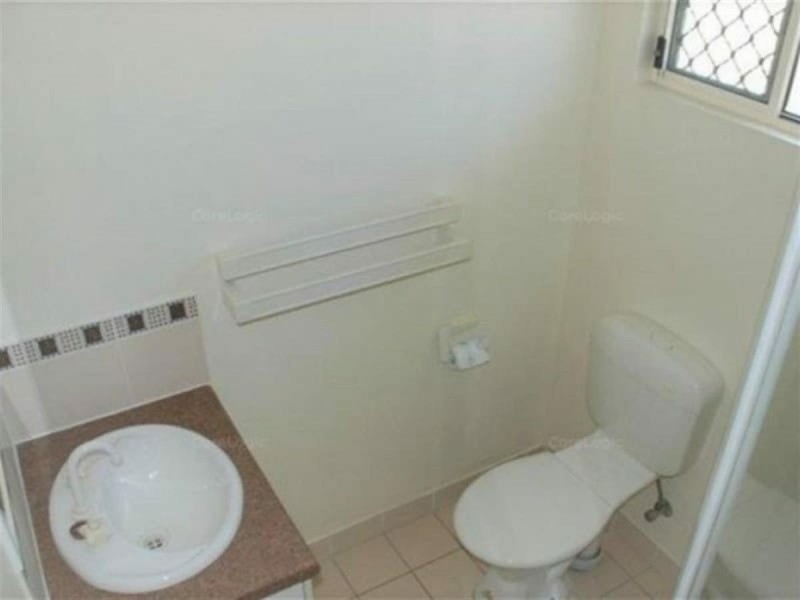 3 Picnic Street, White Rock QLD 4868