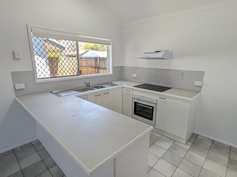 1/139 English Street, Manunda QLD 4870