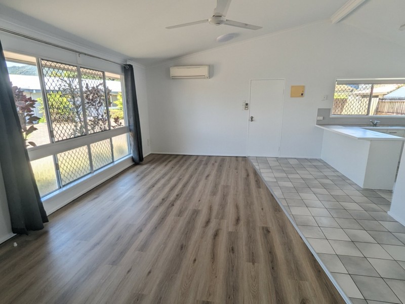 1/139 English Street, Manunda QLD 4870